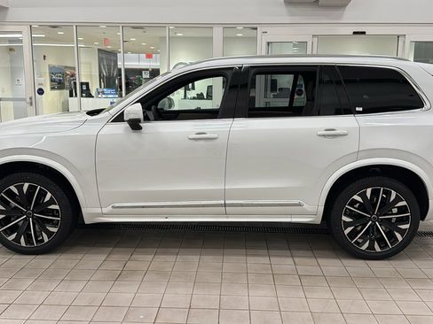 Used 2026 Volvo XC90 B6 Plus w/ Protection Package Premier image 8