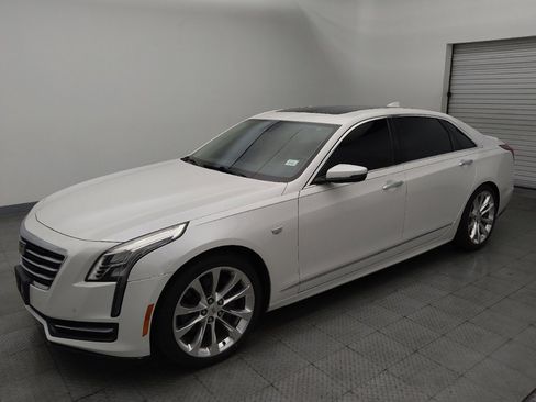 Used 2018 Cadillac CT6 3.6 AWD image 2