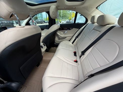 Used 2018 Mercedes-Benz C 300 4MATIC Sedan image 26