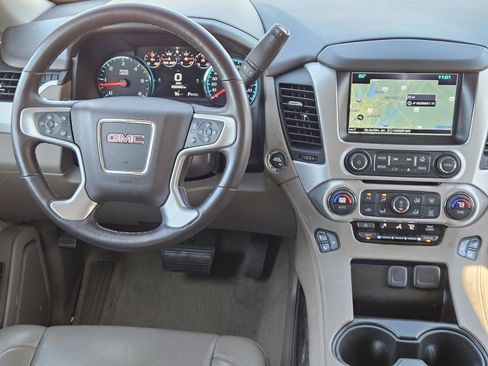 Used 2017 GMC Yukon SLT w/ Open Road Package image 26