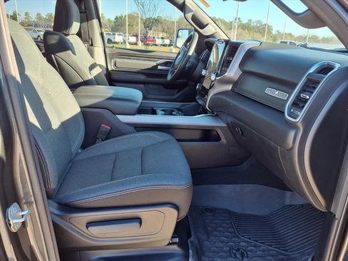 Used 2024 RAM 1500 Lone Star image 19