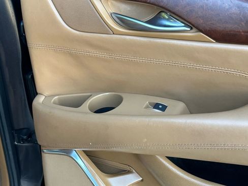 Used 2016 Cadillac Escalade ESV Platinum image 27