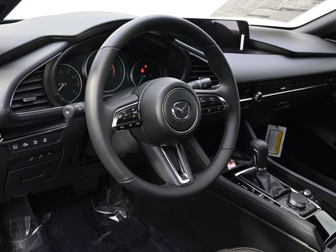 New 2026 MAZDA MAZDA3 Hatchback w/Premium Plus Pkg AWD/4WD image 11