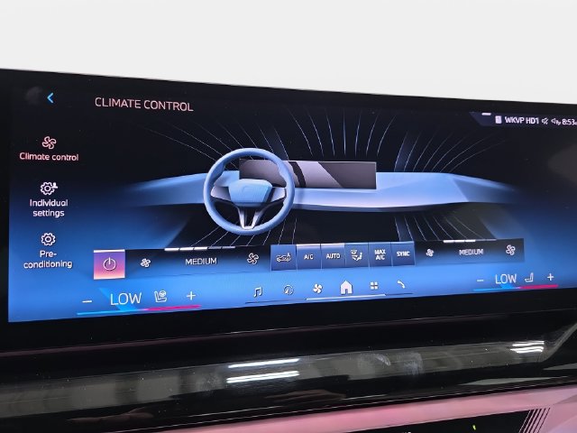 Certified 2024 BMW 540i xDrive w/ Convenience Package AWD/4WD image 20