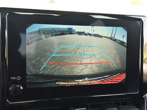 Used 2023 Toyota Corolla LE FWD image 11