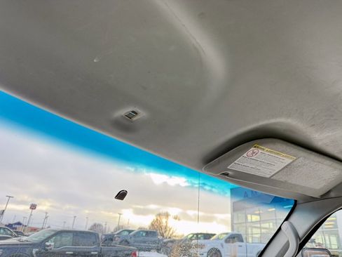 Used 2011 Ford E-450 and Econoline 450 Super Duty image 24