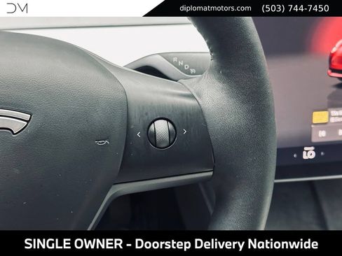 Used 2023 Tesla Model 3 Standard Range RWD image 32