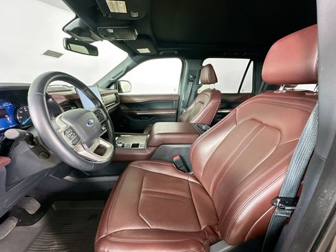 Used 2022 Ford Expedition Max Limited image 26
