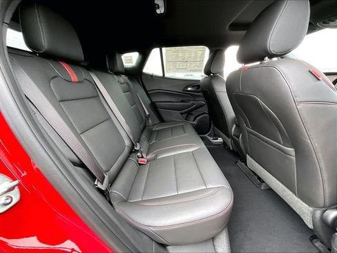 New 2026 Chevrolet Trax RS w/ Sunroof Package FWD image 26
