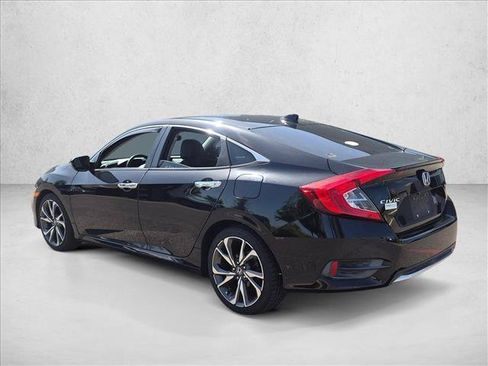 Used 2021 Honda Civic Touring image 4