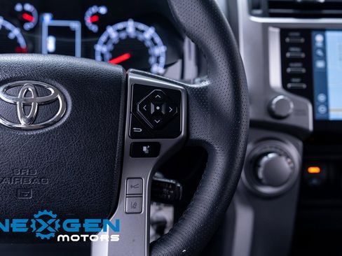 Used 2020 Toyota 4Runner SR5 image 20