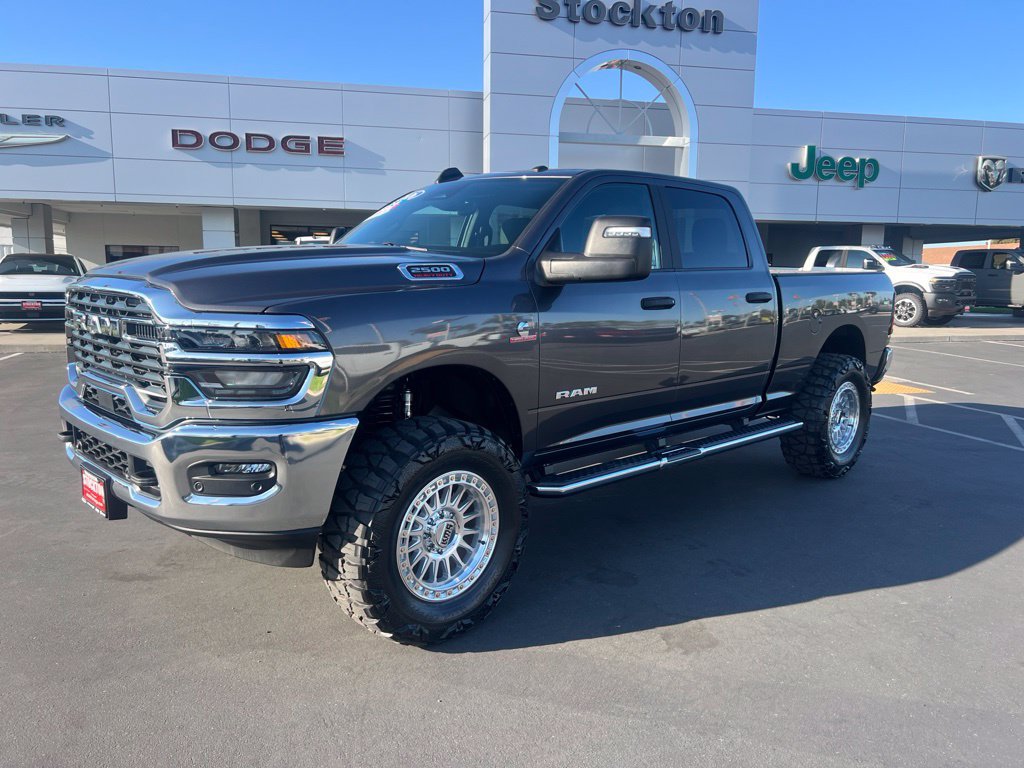 Used 2026 RAM 2500 Big Horn AWD/4WD image 1
