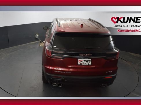 New 2025 GMC Acadia AT4 w/ LPO, Floor Liner Package AWD/4WD image 42