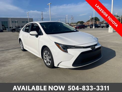 Used 2023 Toyota Corolla LE FWD image 7