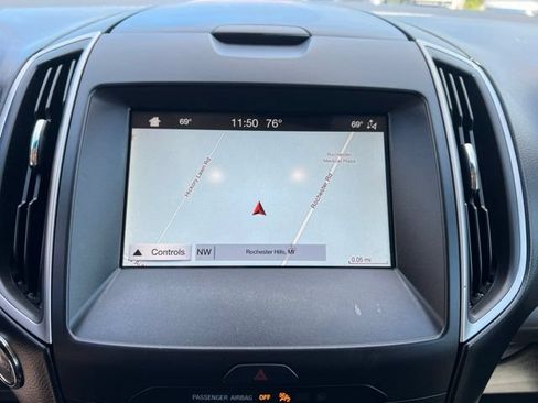 Used 2019 Ford Edge SEL w/ Equipment Group 201A AWD/4WD image 29