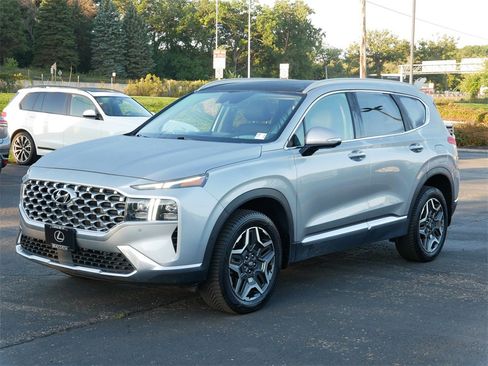 Used 2022 Hyundai Santa Fe Limited image 2