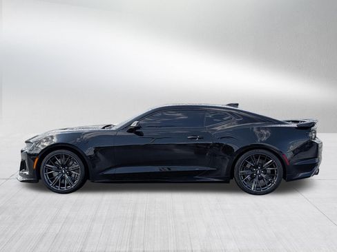 Used 2019 Chevrolet Camaro ZL1 RWD image 4
