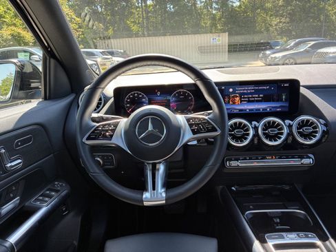Certified 2026 Mercedes-Benz GLA 250 image 19