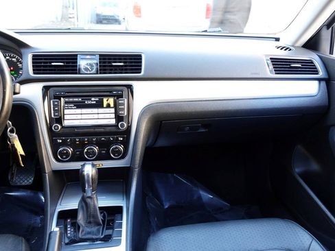 Used 2012 Volkswagen Passat TDI SE FWD image 73