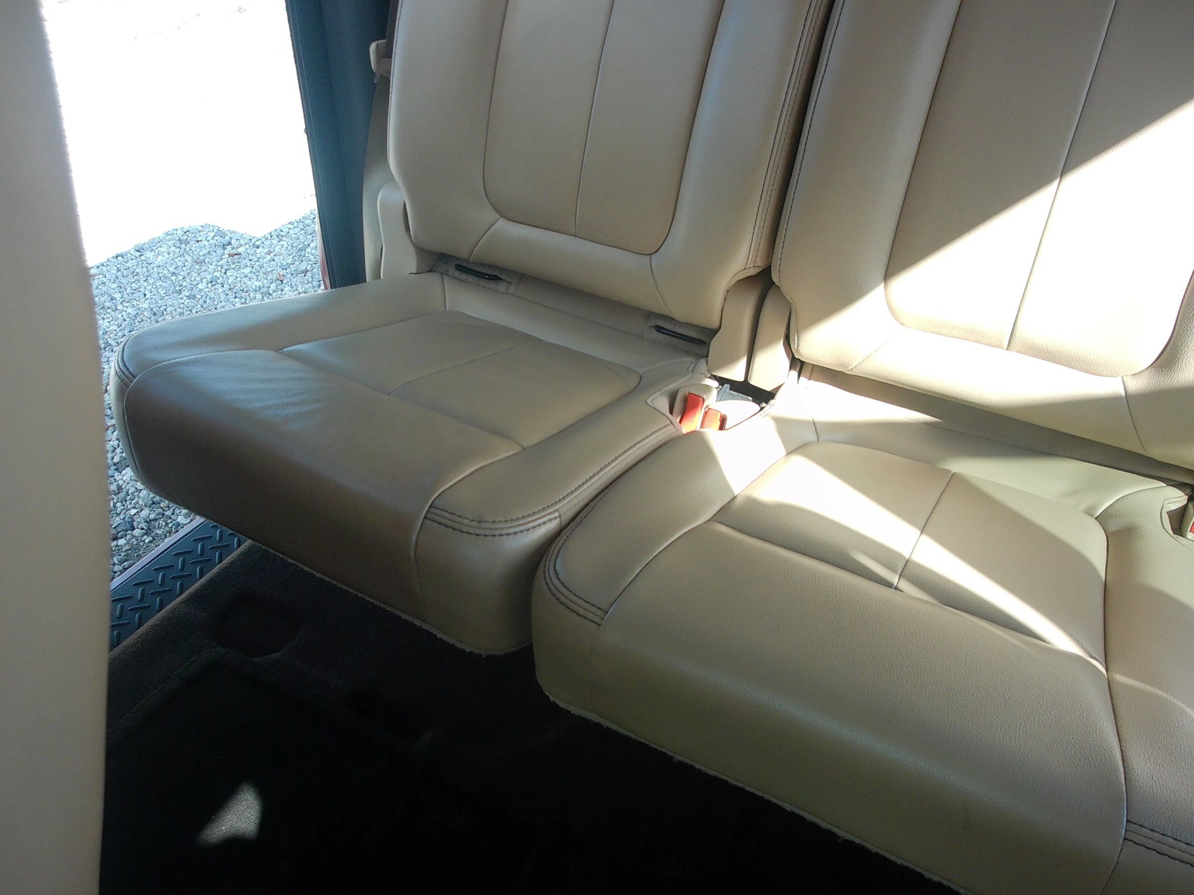 Used 2014 Ford F150 XLT w/ Equipment Group 302A Luxury RWD image 22