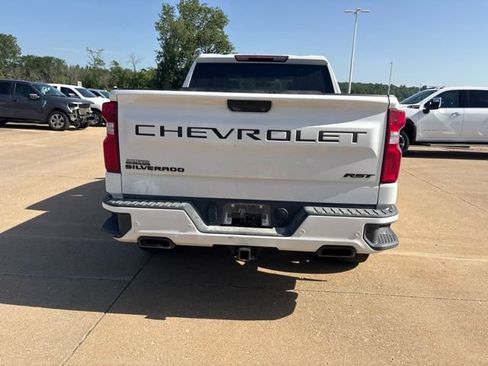 Used 2022 Chevrolet Silverado 1500 RST w/ Redline Edition AWD/4WD image 4