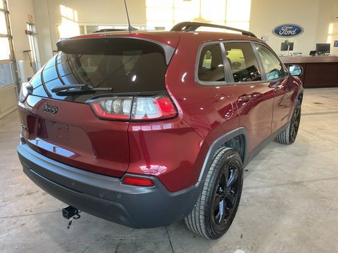 Used 2020 Jeep Cherokee Altitude image 5