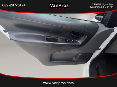 Used 2018 Nissan NV200 S FWD image 8