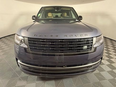 Used 2025 Land Rover Range Rover SE AWD/4WD image 10
