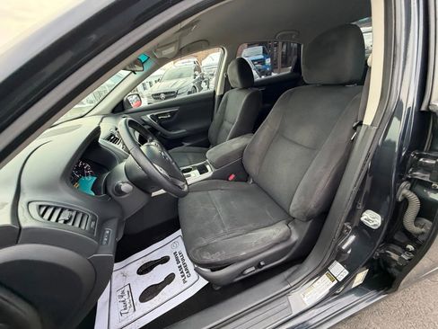 Used 2014 Nissan Altima 2.5 SV image 11