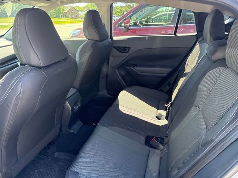 Used 2024 Subaru Crosstrek 2.0i Premium AWD/4WD image 9