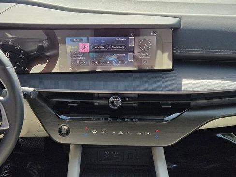 Certified 2025 Nissan Murano SV AWD/4WD image 15