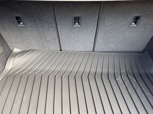 New 2025 Audi Q6 e-tron Premium Plus image 14