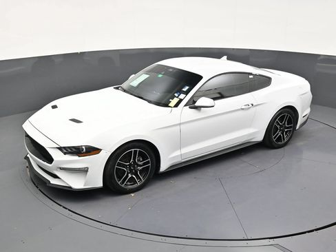 Used 2022 Ford Mustang Premium RWD image 12