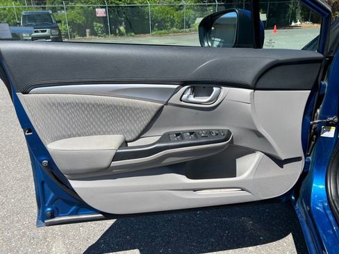 Used 2014 Honda Civic EX image 16
