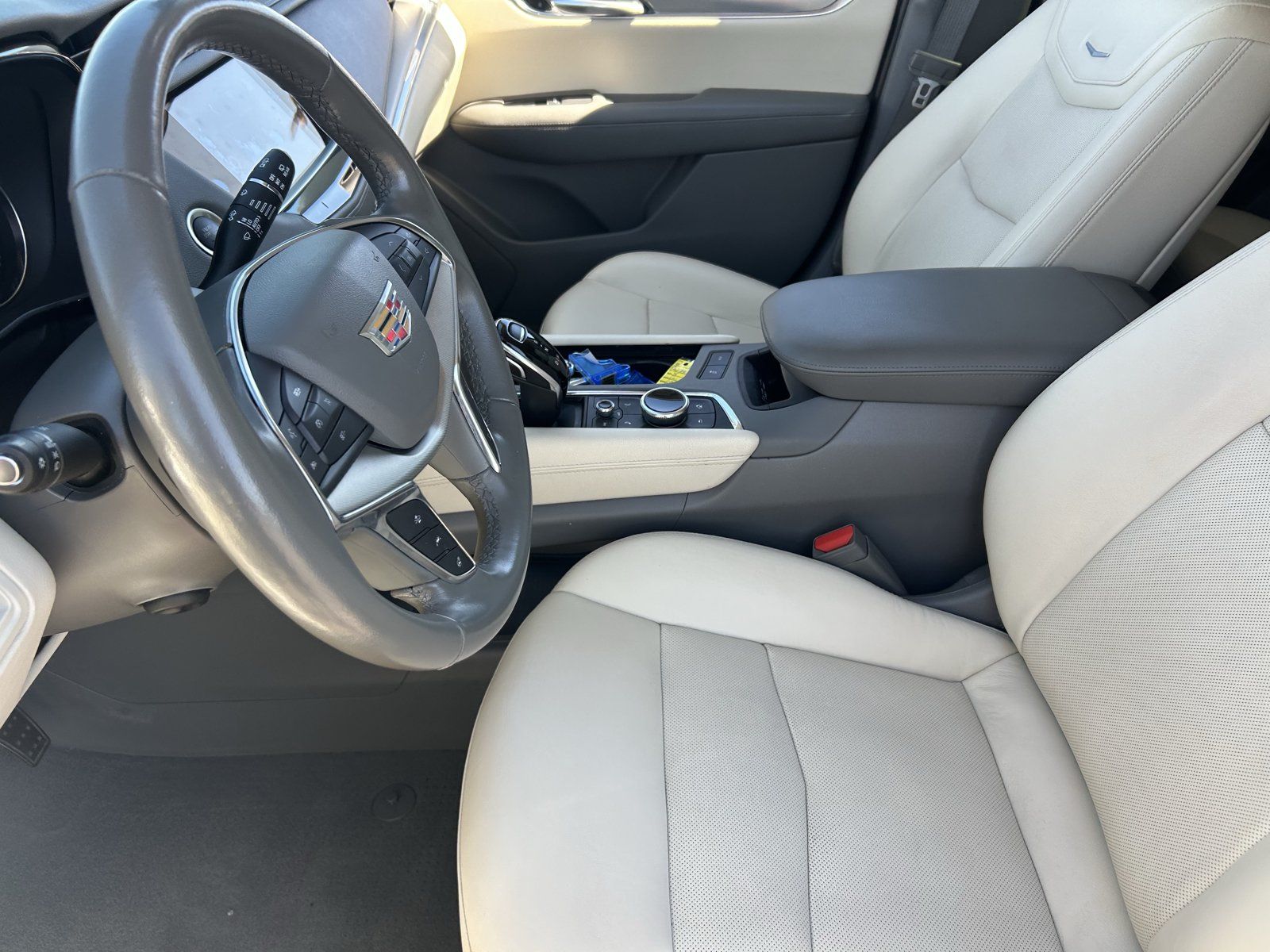 Certified 2020 Cadillac XT5 Premium Luxury FWD image 29