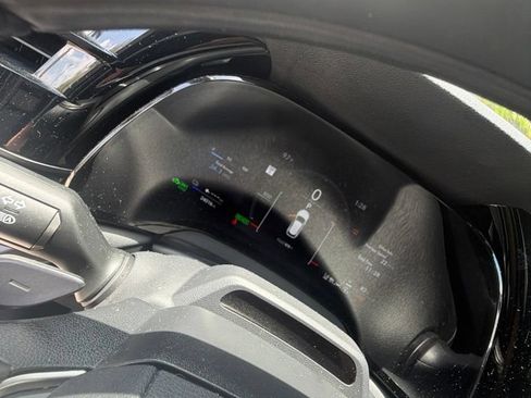 Used 2025 Lexus RX 450h AWD w/ Convenience Package image 11