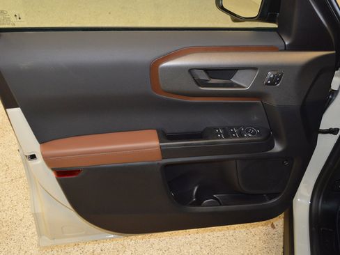 Used 2025 Ford Bronco Sport Outer Banks w/ Outer Banks Tech Package+ image 14