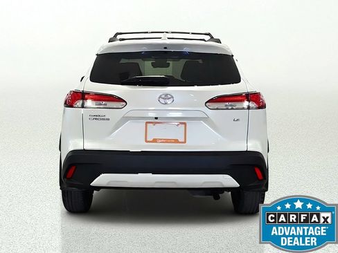Used 2022 Toyota Corolla Cross LE FWD image 6