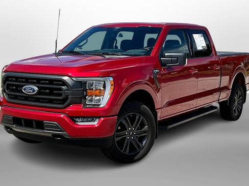 Used 2022 Ford F150 XLT w/ Equipment Group 302A High image 13