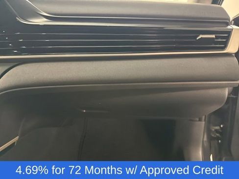 Used 2025 Toyota Camry LE image 11