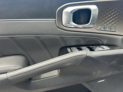 Certified 2026 Kia Sorento SX Prestige AWD/4WD image 12