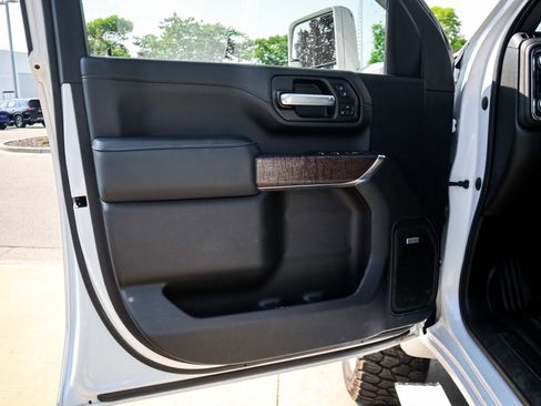 Used 2021 GMC Sierra 3500 Denali w/ Denali Ultimate Package AWD/4WD image 14