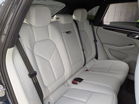 New 2026 Porsche Macan S image 25