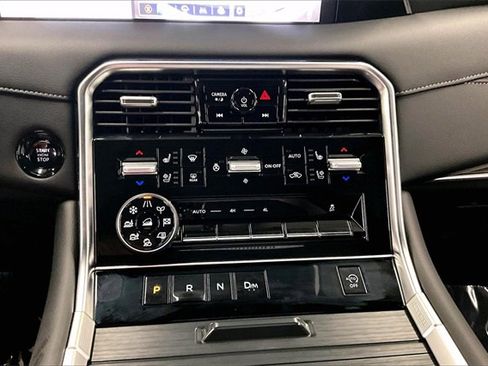 New 2026 Nissan Armada Platinum image 24