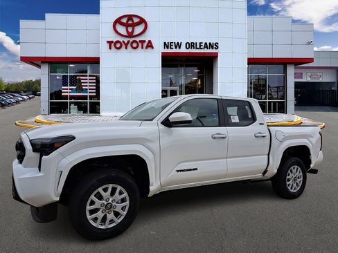 New 2026 Toyota Tacoma SR5 AWD/4WD image 1