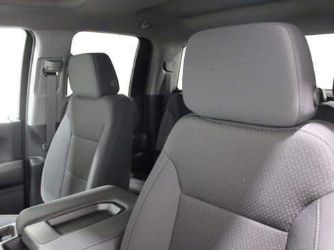 Used 2025 Chevrolet Silverado 1500 W/T w/ WT Value Package image 5