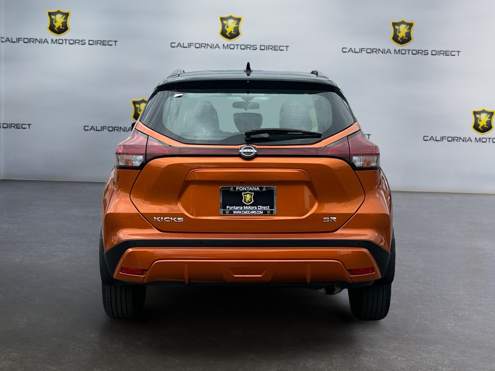 Used 2023 Nissan Kicks SR w/ SR Premium Package FWD image 4