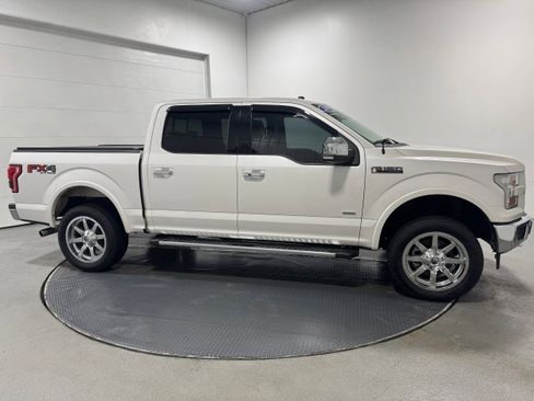 Used 2017 Ford F150 Lariat w/ Equipment Group 502A Luxury image 35