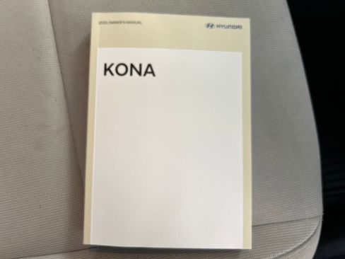 Used 2025 Hyundai Kona SEL FWD image 28