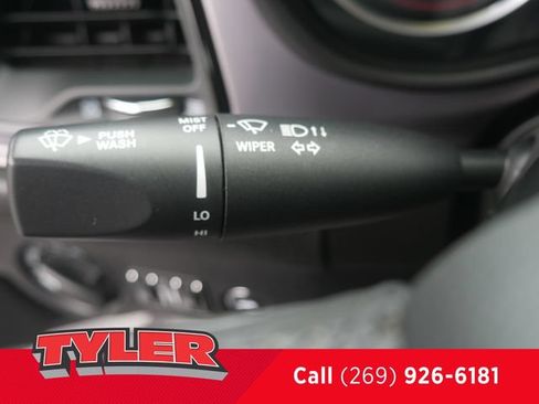 Used 2023 Dodge Challenger SXT RWD image 20
